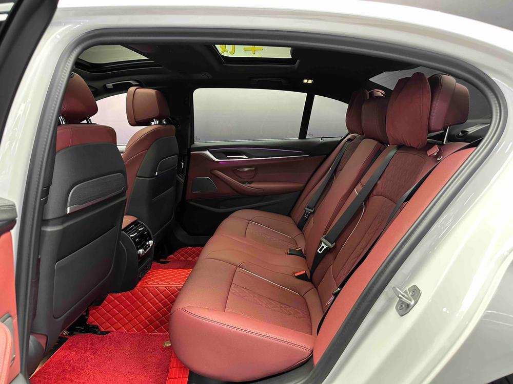 BMW BMW 5-Series