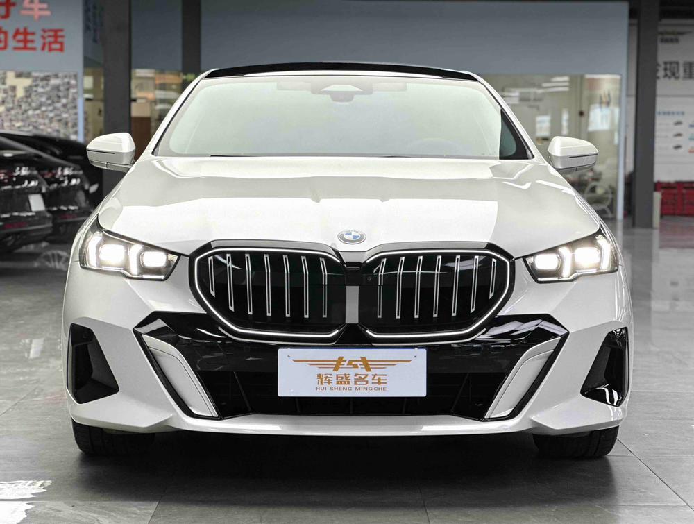 BMW BMW 5-Series