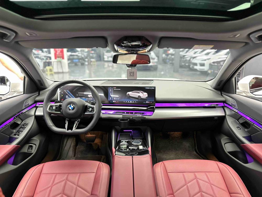 BMW BMW 5-Series