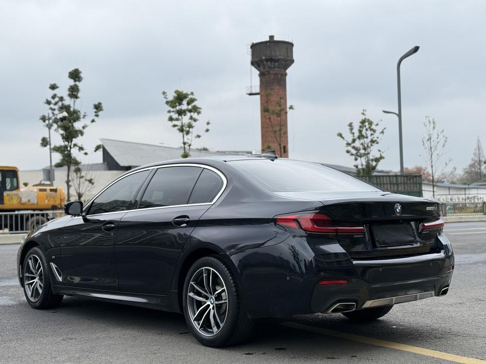 BMW BMW 5-Series