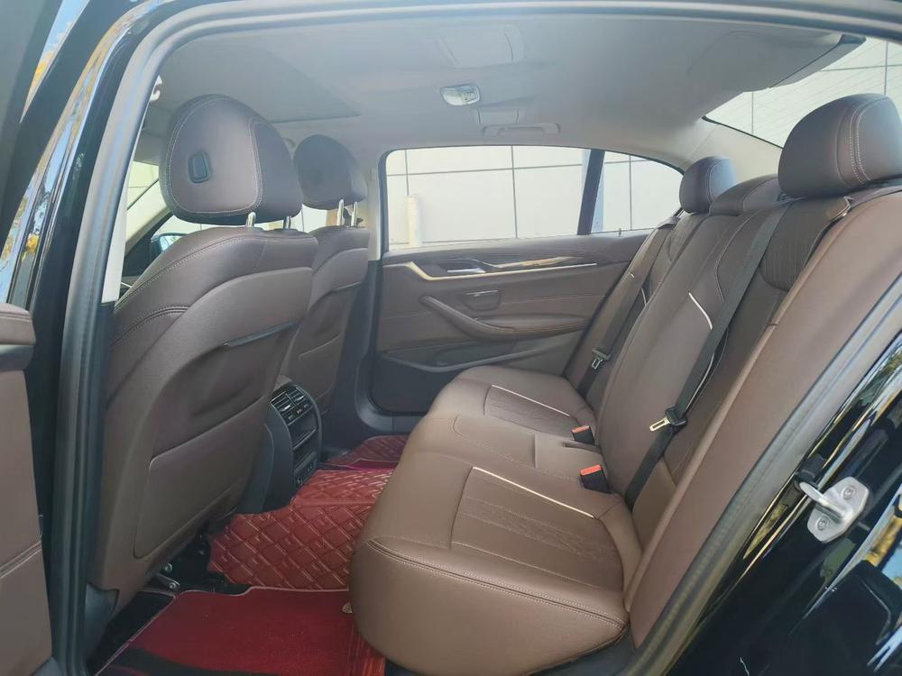 BMW BMW 5-Series