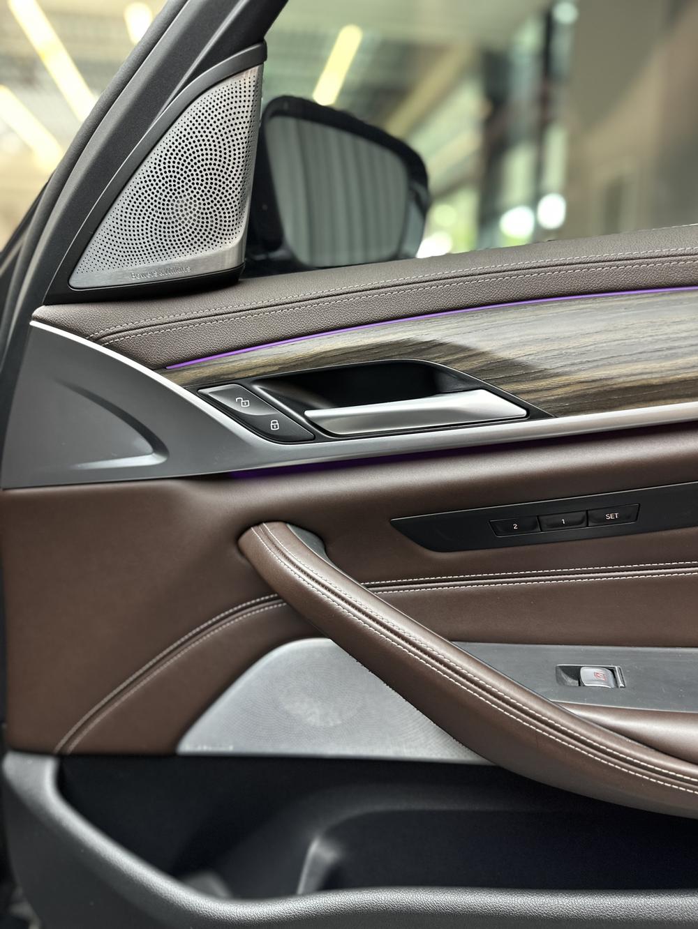 BMW BMW 5-Series