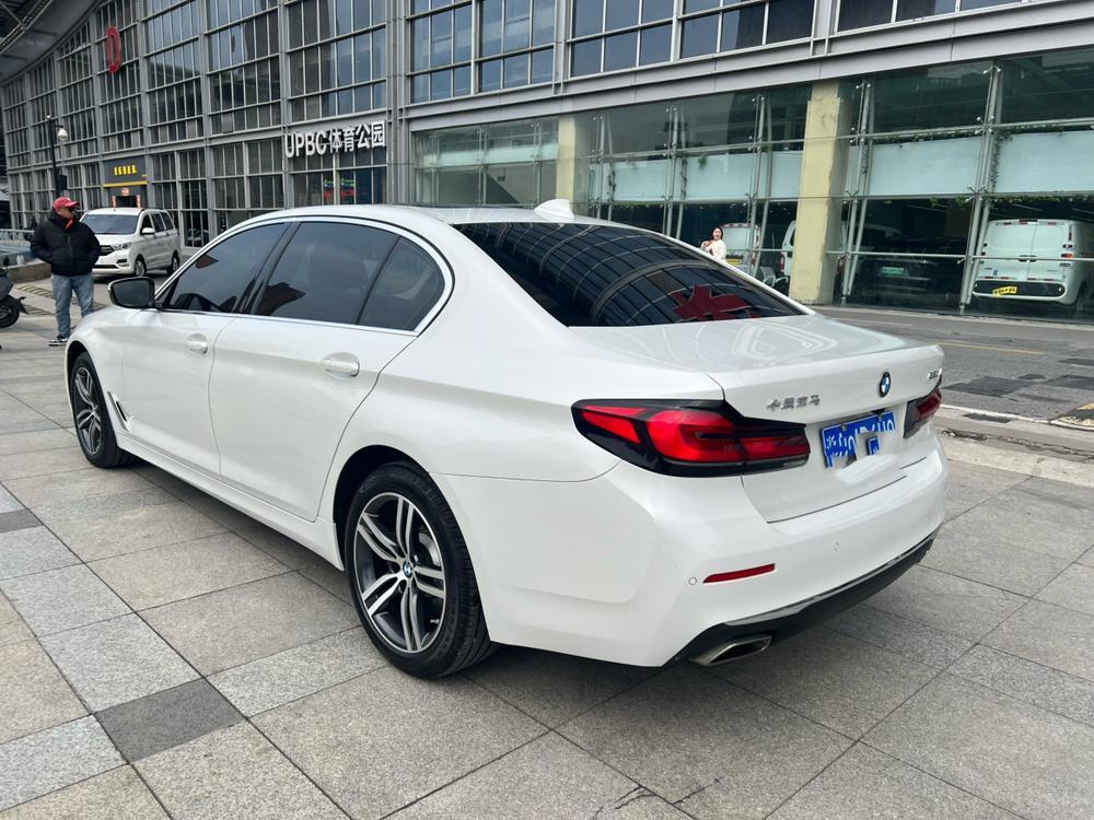 BMW BMW 5-Series