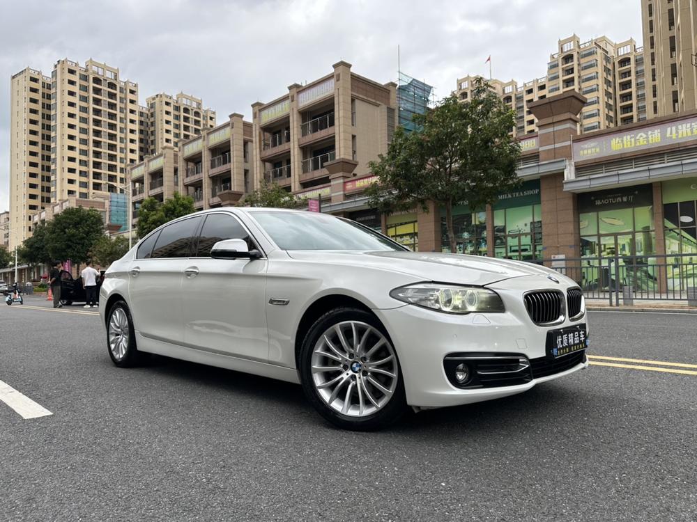 BMW BMW 5-Series