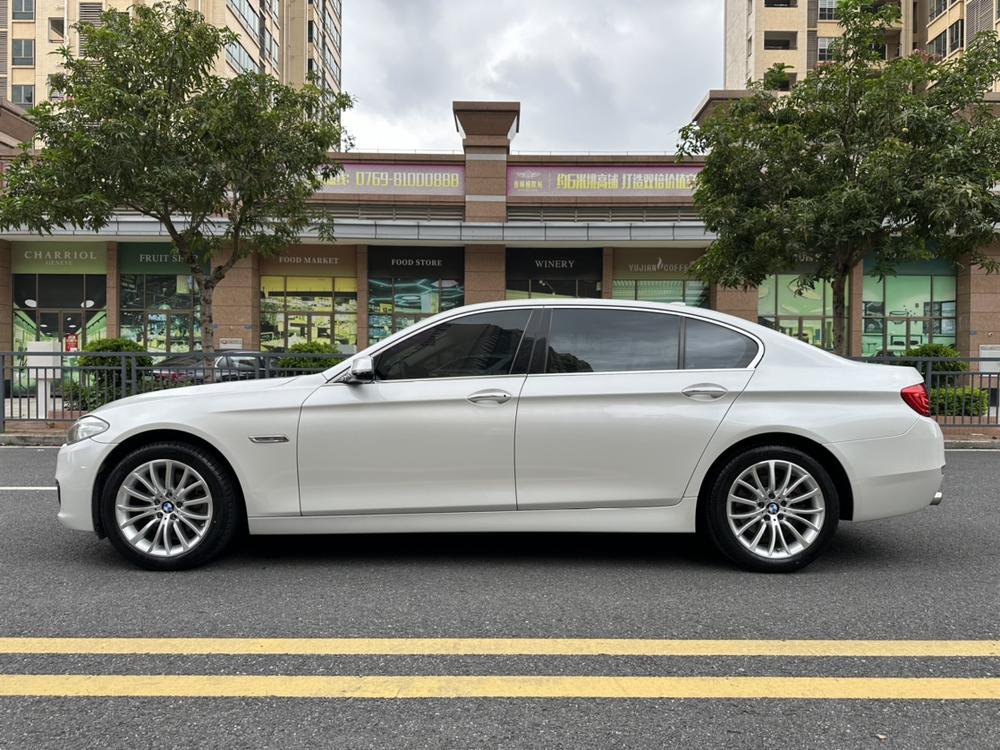 BMW BMW 5-Series