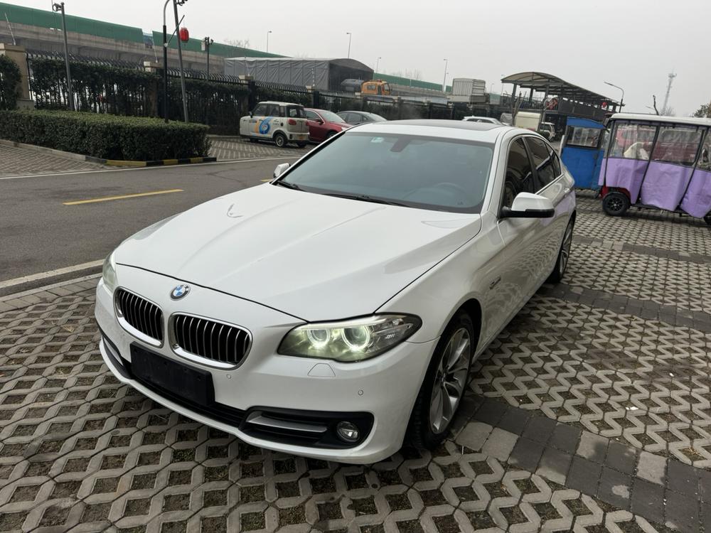 BMW BMW 5-Series