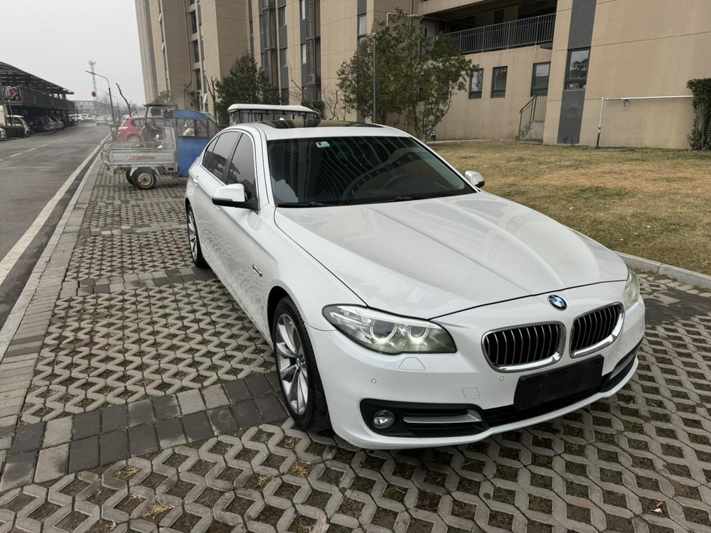 BMW BMW 5-Series
