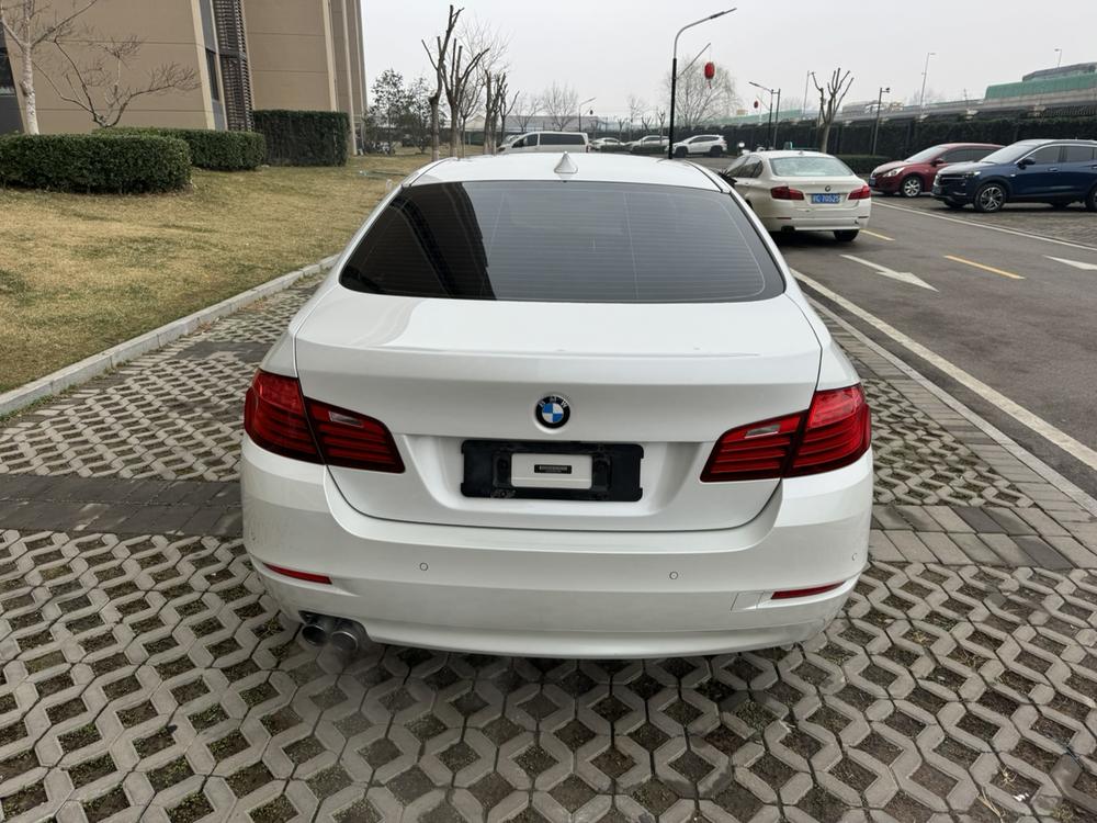 BMW BMW 5-Series