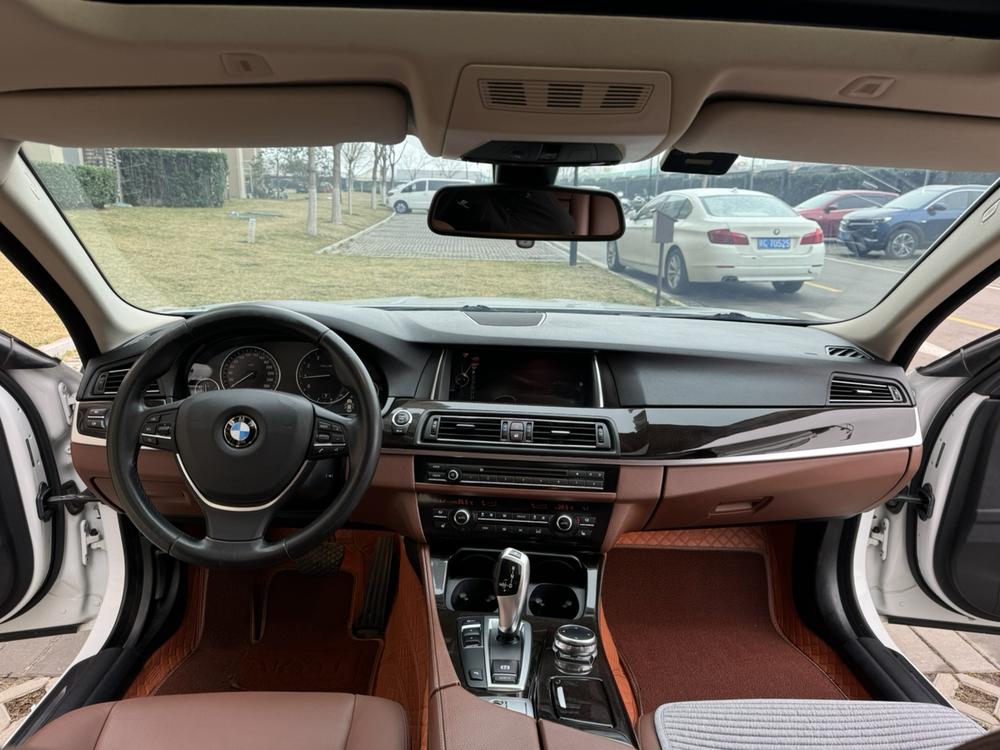 BMW BMW 5-Series