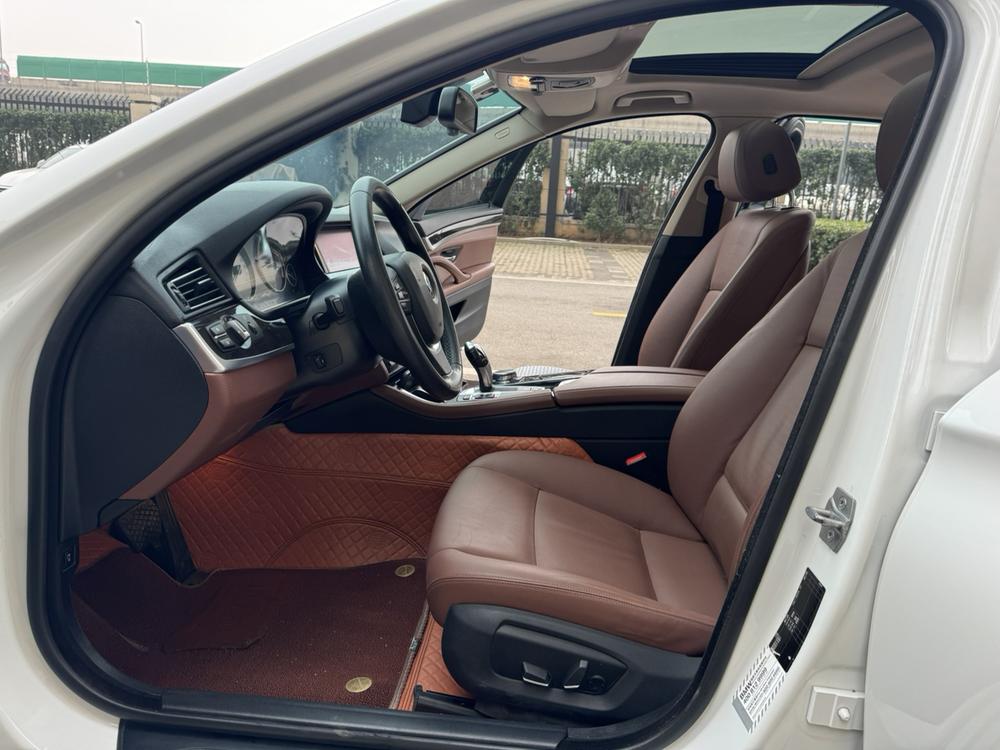 BMW BMW 5-Series