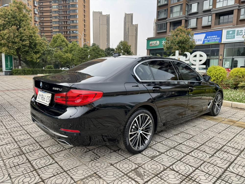 BMW BMW 5-Series