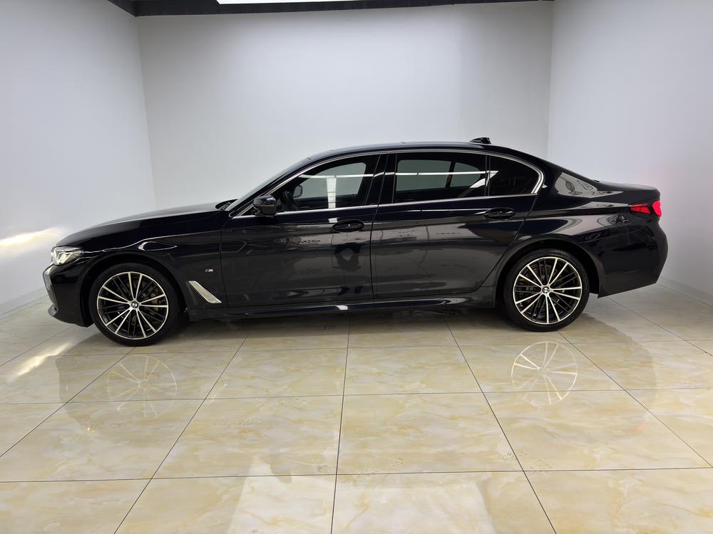 BMW BMW 5-Series