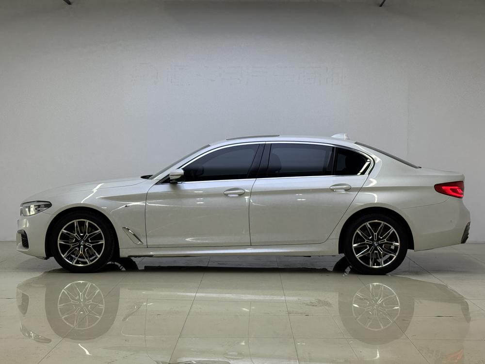 BMW BMW 5-Series
