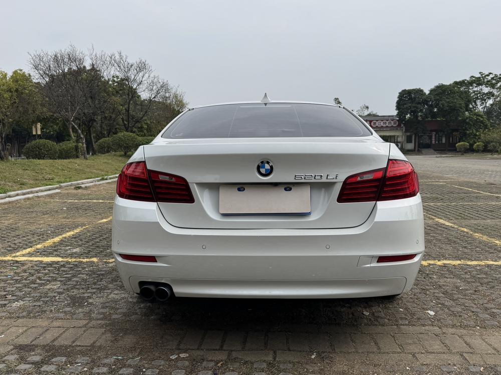BMW BMW 5-Series