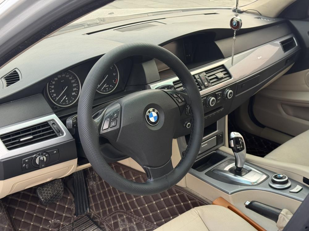 BMW BMW 5-Series