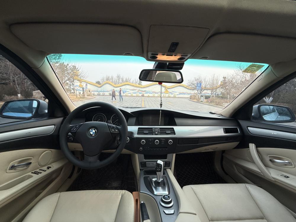 BMW BMW 5-Series