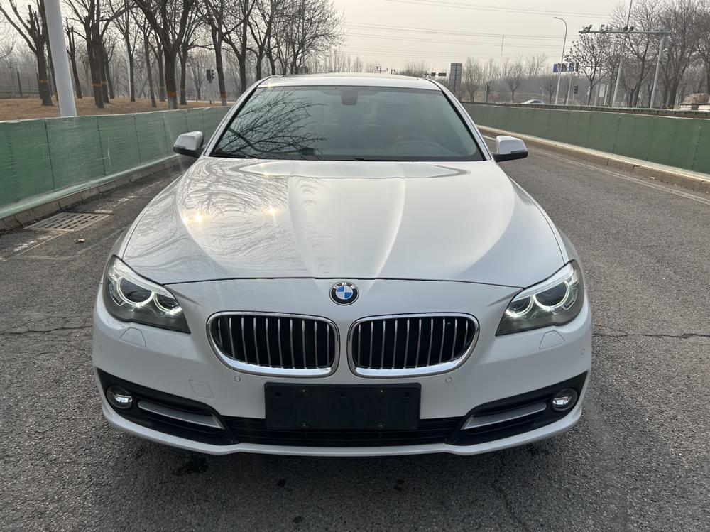 BMW BMW 5-Series