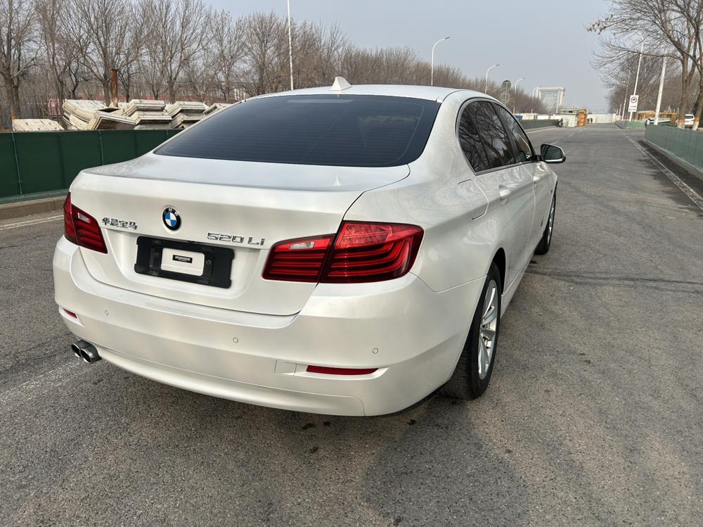 BMW BMW 5-Series