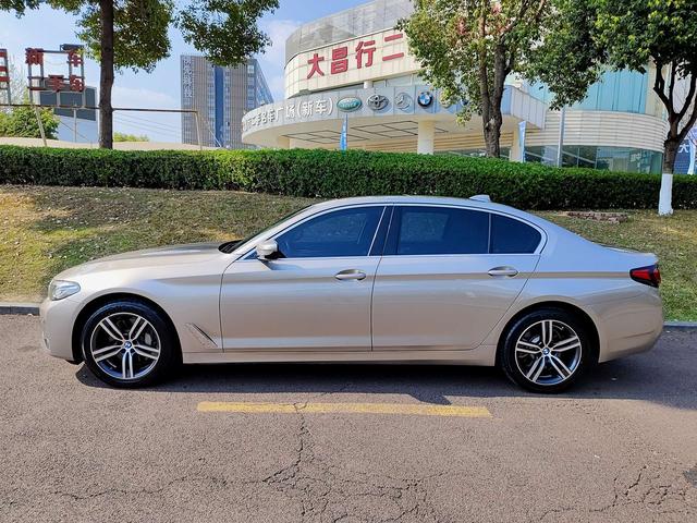BMW BMW 5-Series