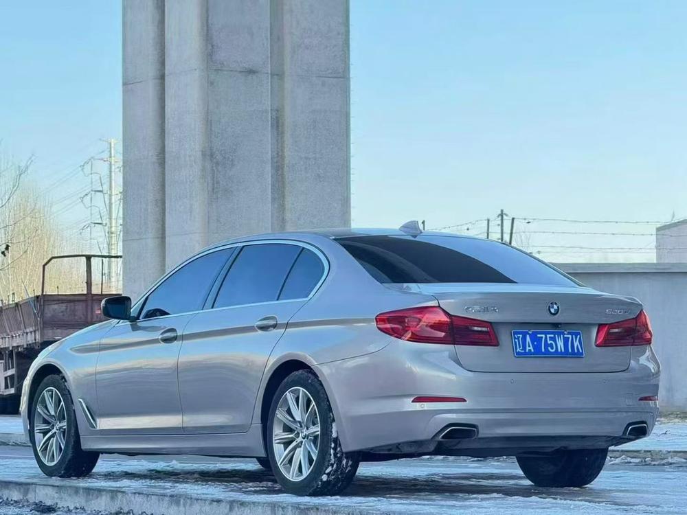 BMW BMW 5-Series