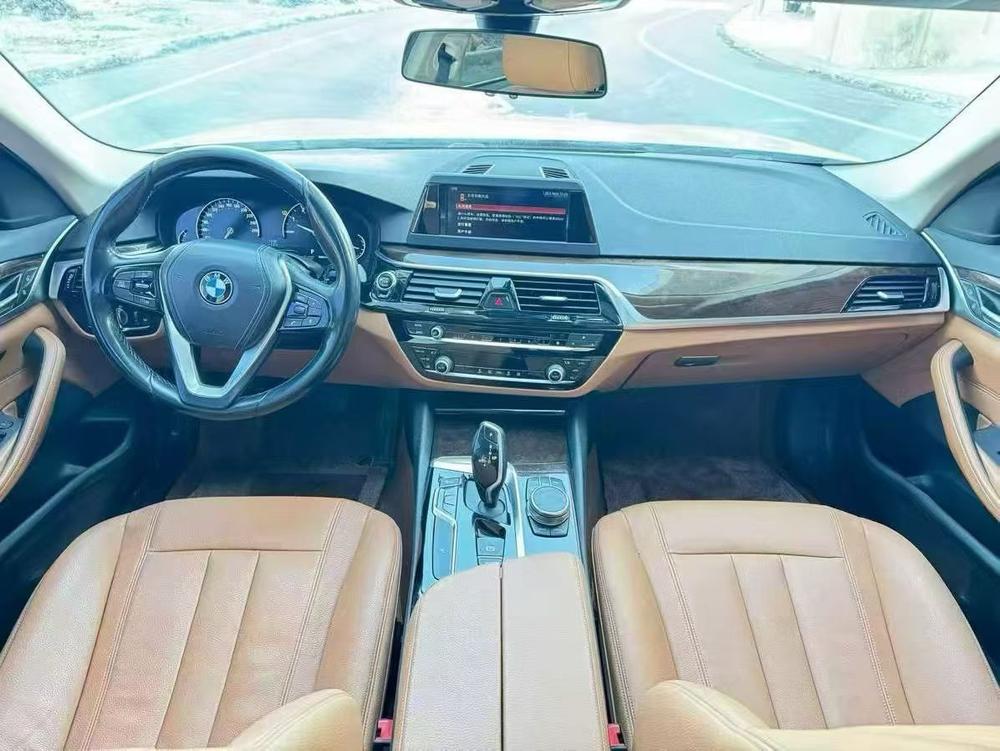 BMW BMW 5-Series