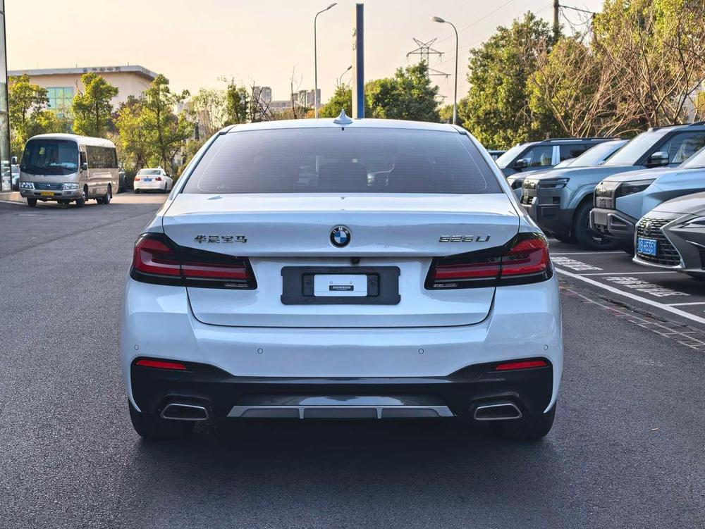 BMW BMW 5-Series