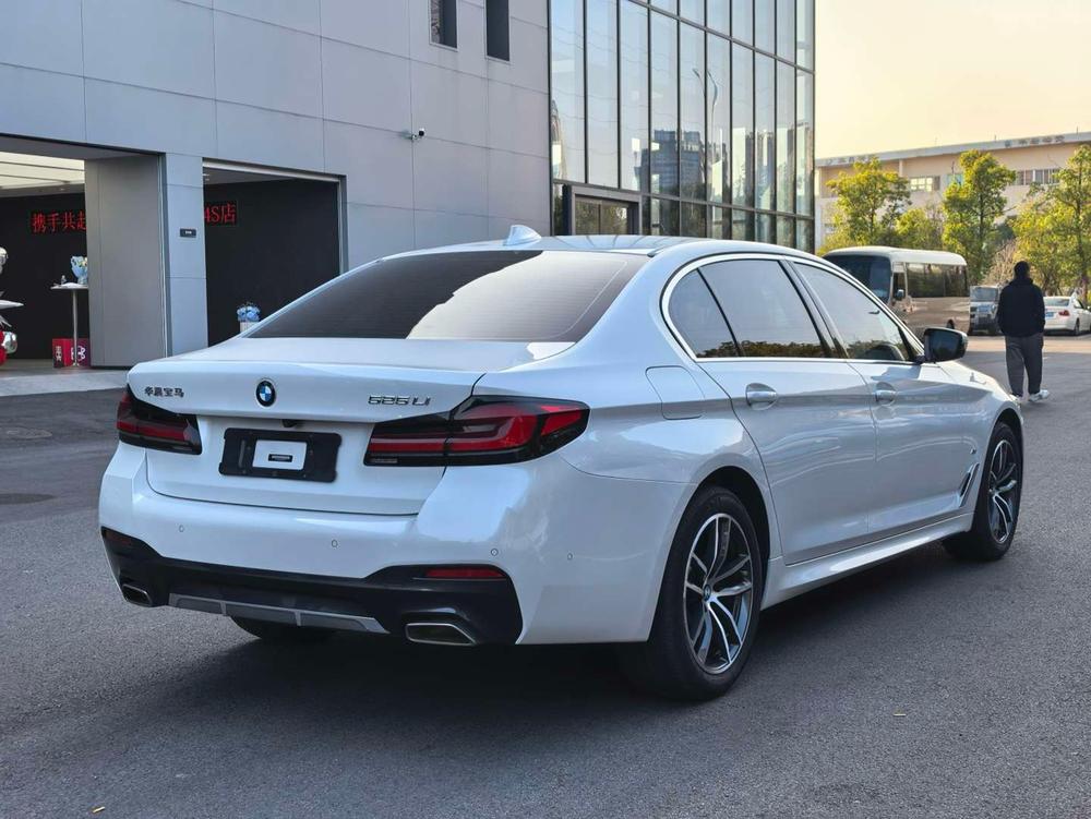 BMW BMW 5-Series