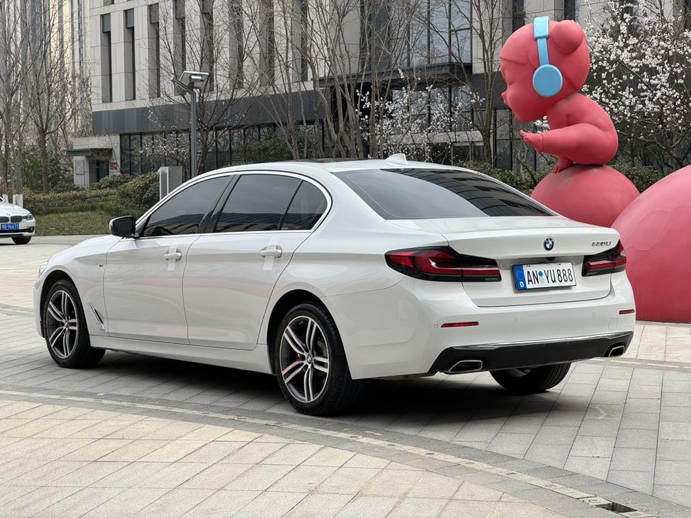 BMW BMW 5-Series