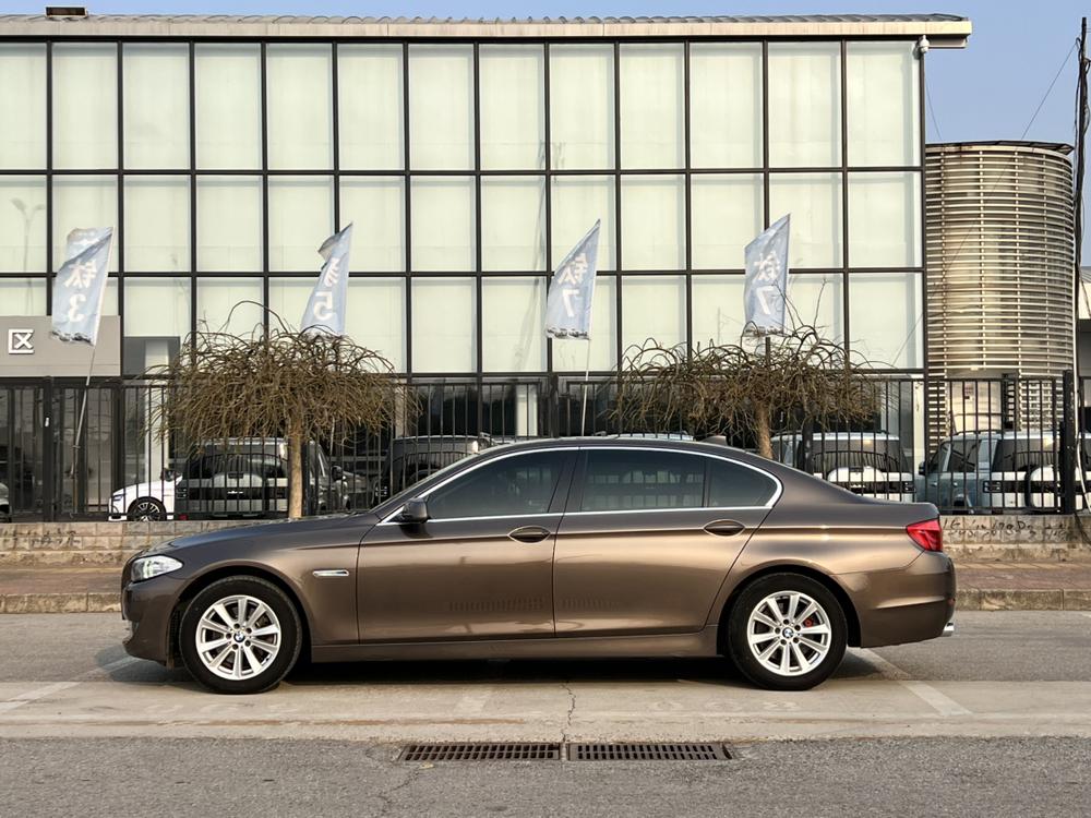 BMW BMW 5-Series