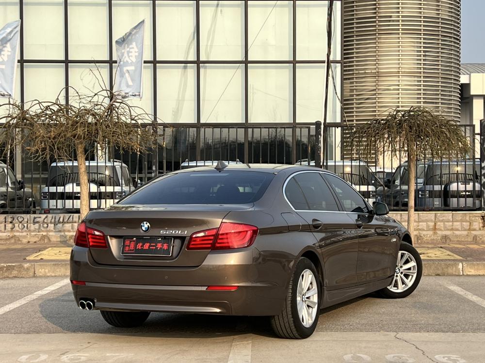 BMW BMW 5-Series