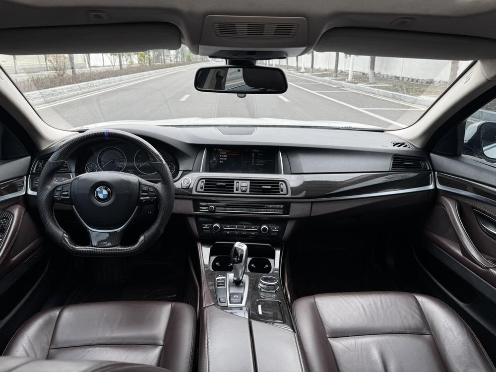 BMW BMW 5-Series