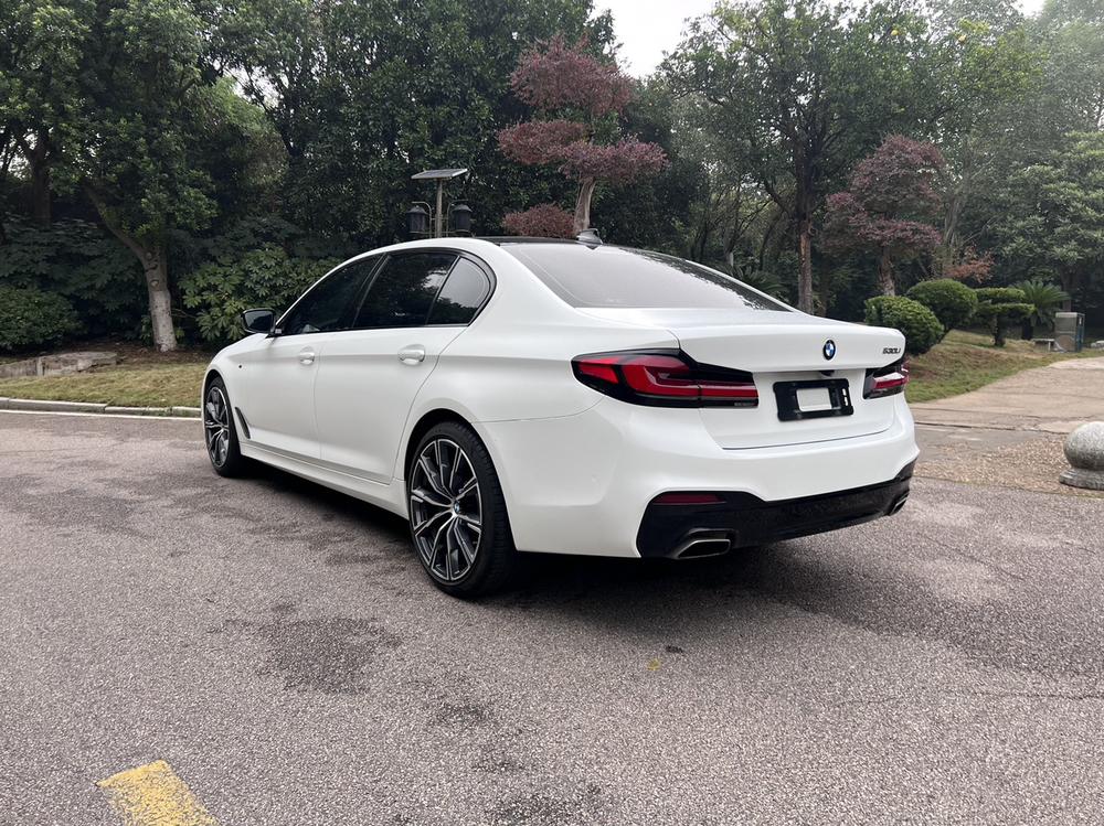 BMW BMW 5-Series