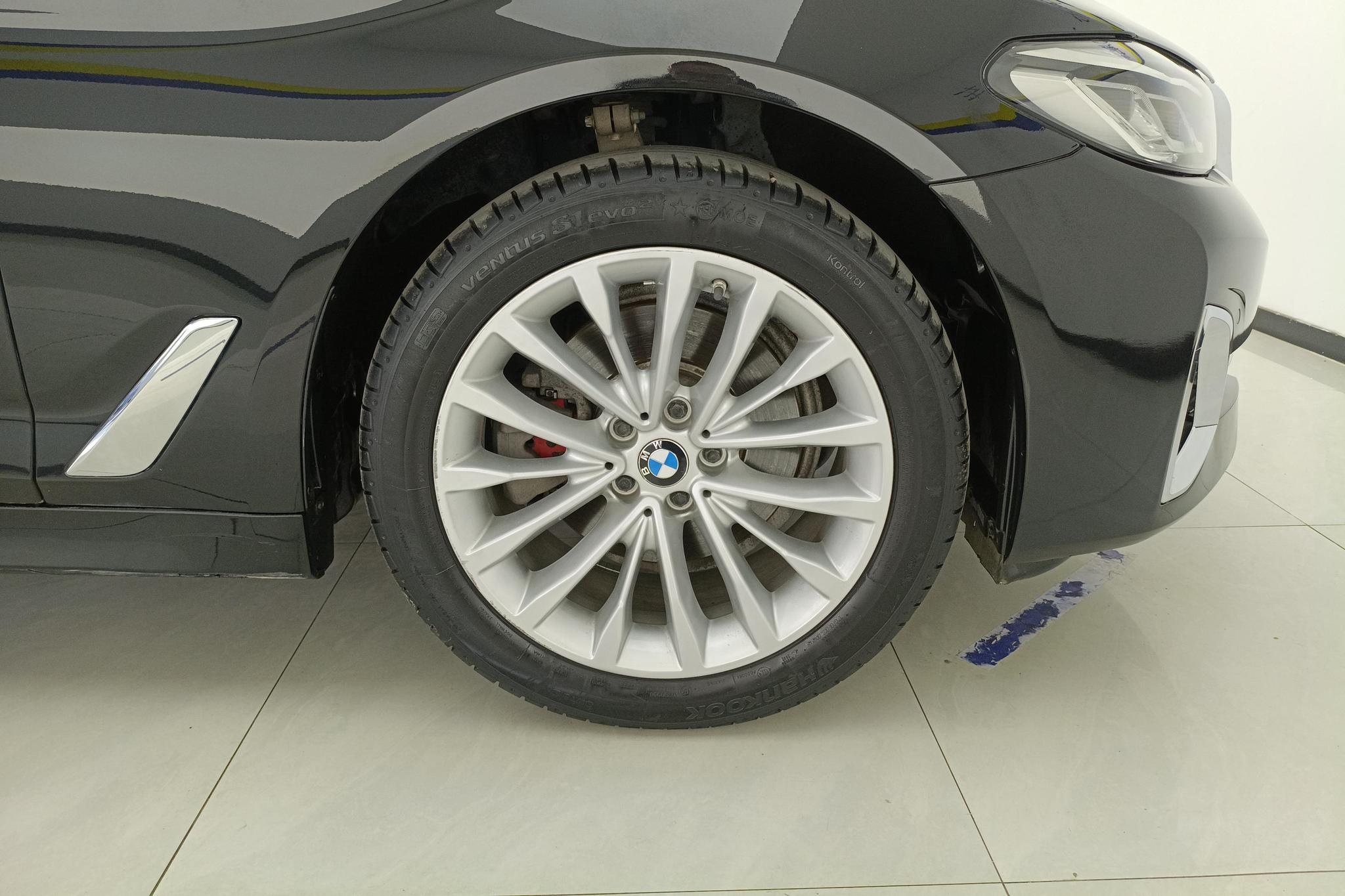 BMW BMW 5-Series