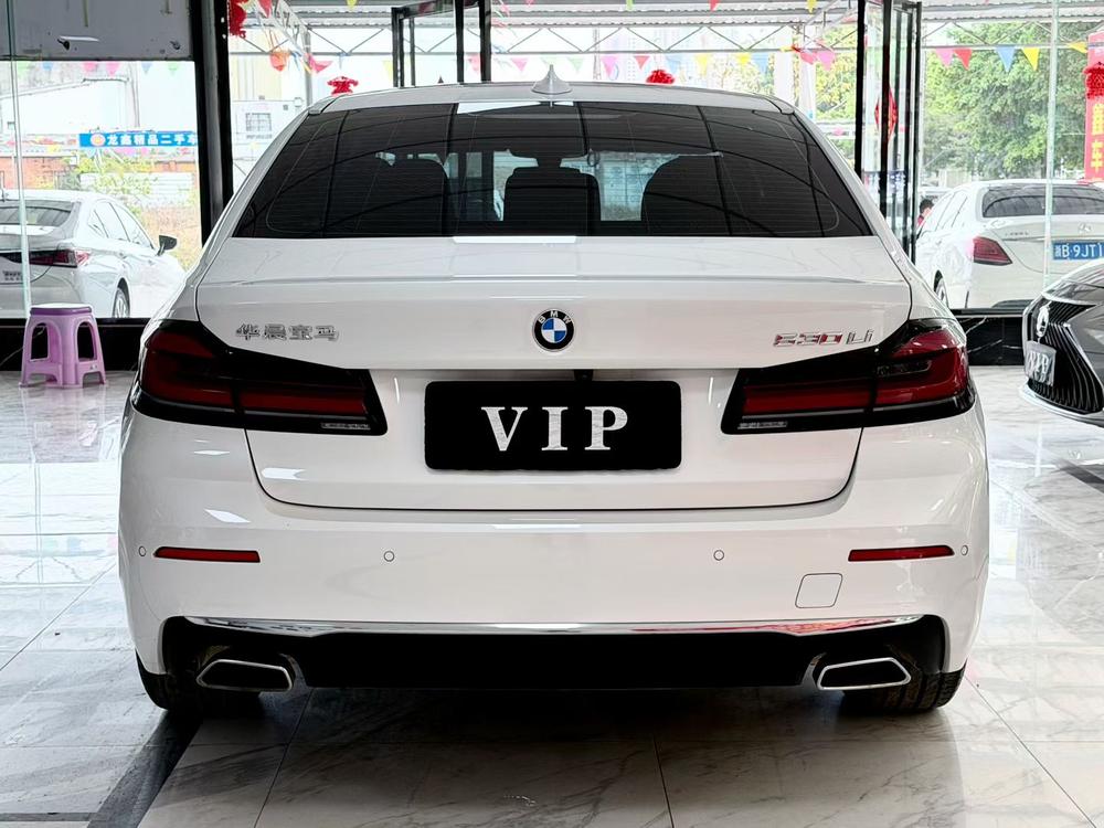 BMW BMW 5-Series