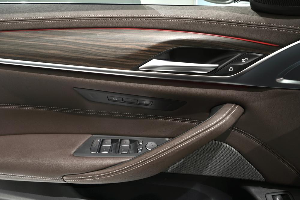 BMW BMW 5-Series