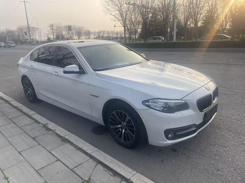 BMW BMW 5-Series