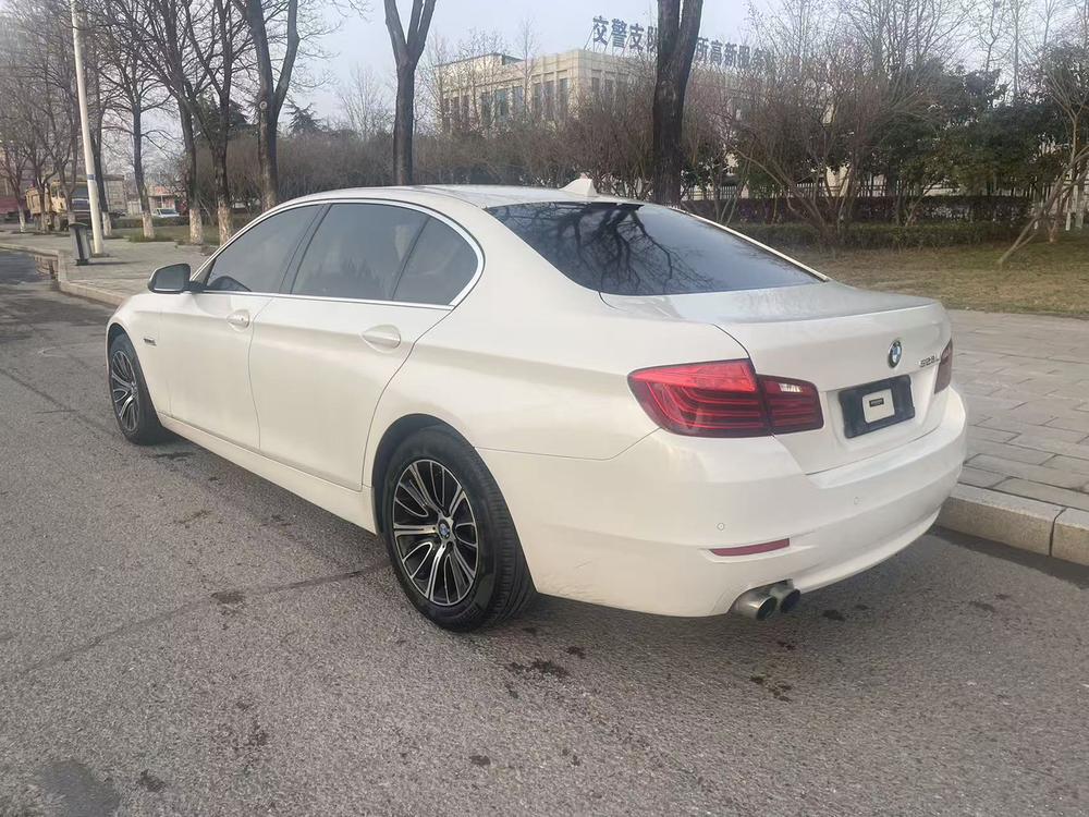 BMW BMW 5-Series