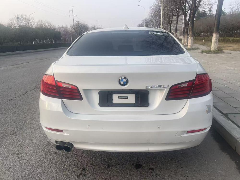 BMW BMW 5-Series