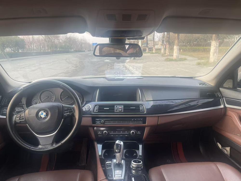 BMW BMW 5-Series