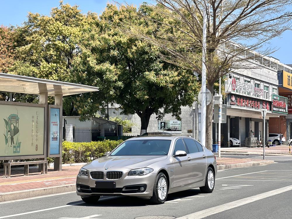 BMW BMW 5-Series