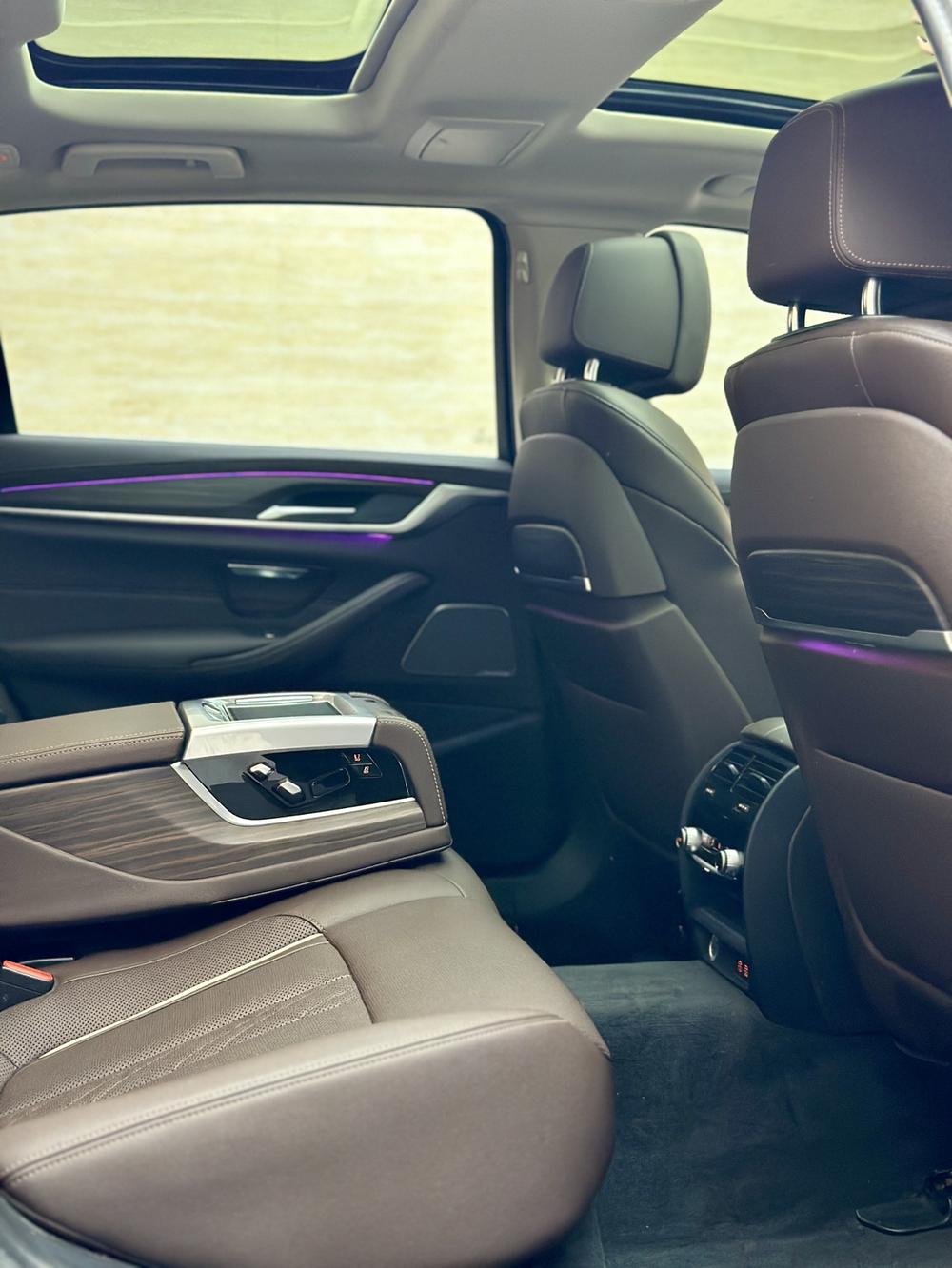 BMW BMW 5-Series