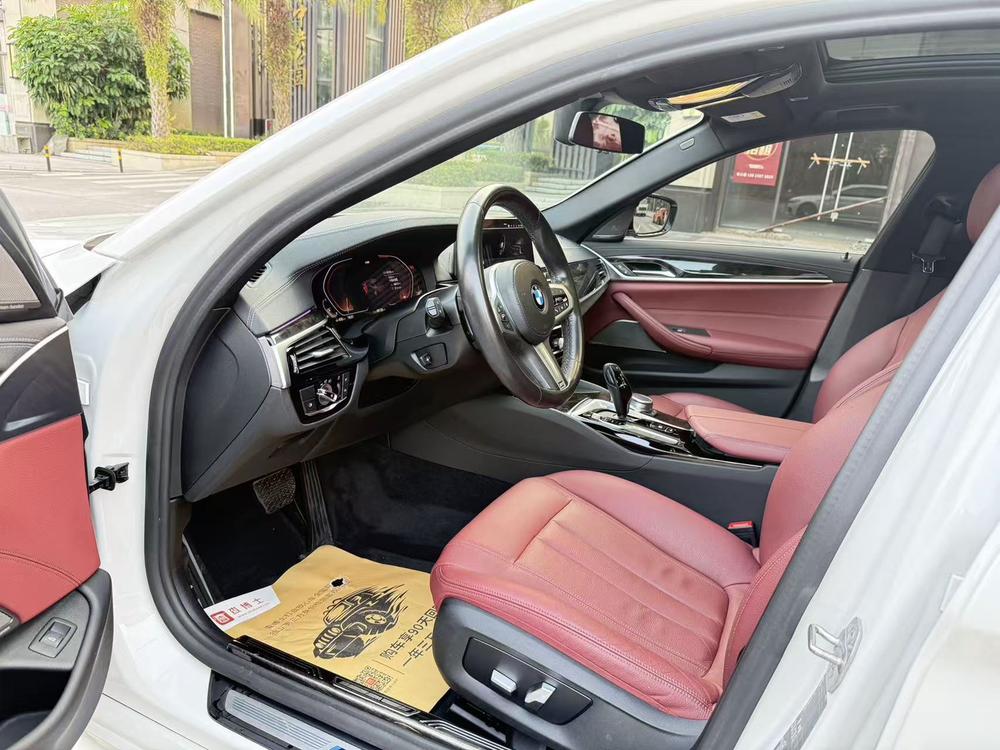 BMW BMW 5-Series