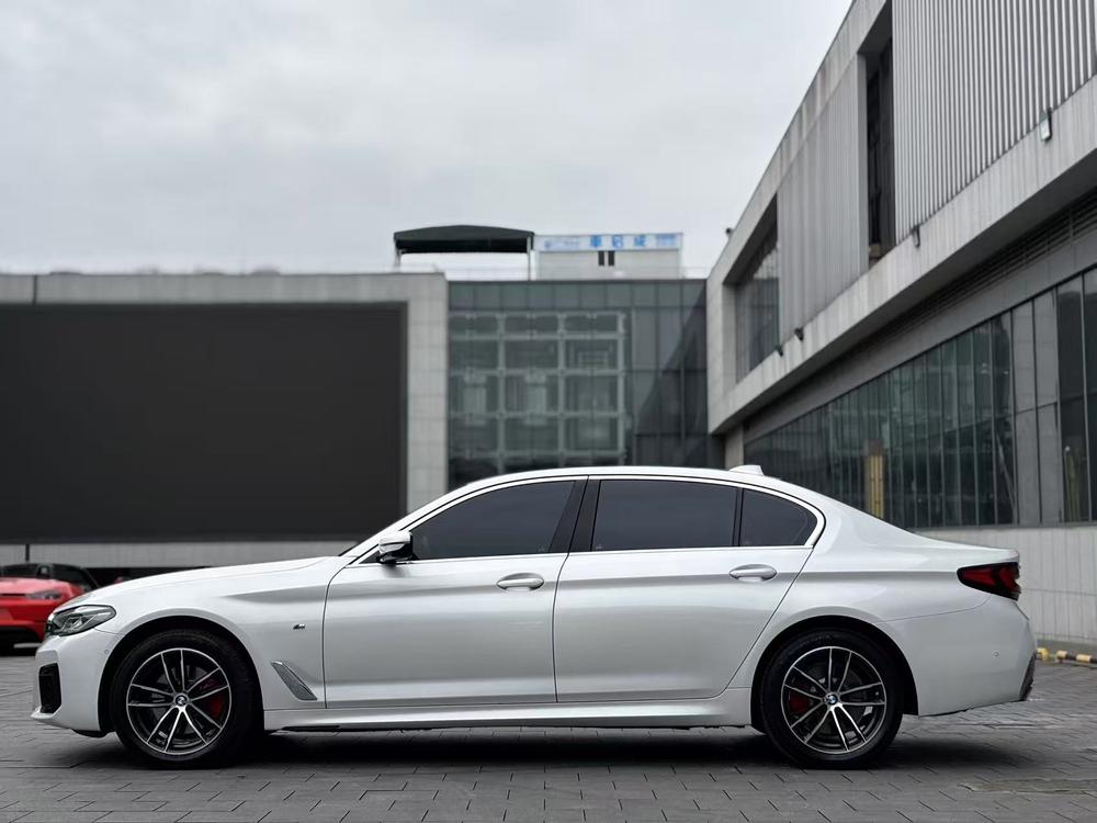 BMW BMW 5-Series