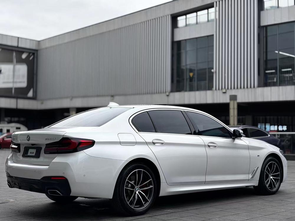 BMW BMW 5-Series