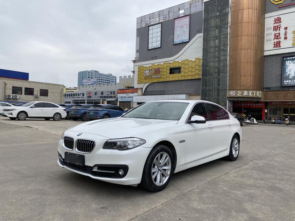 BMW BMW 5-Series