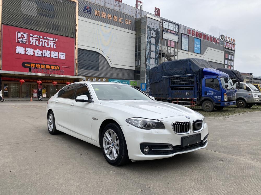 BMW BMW 5-Series