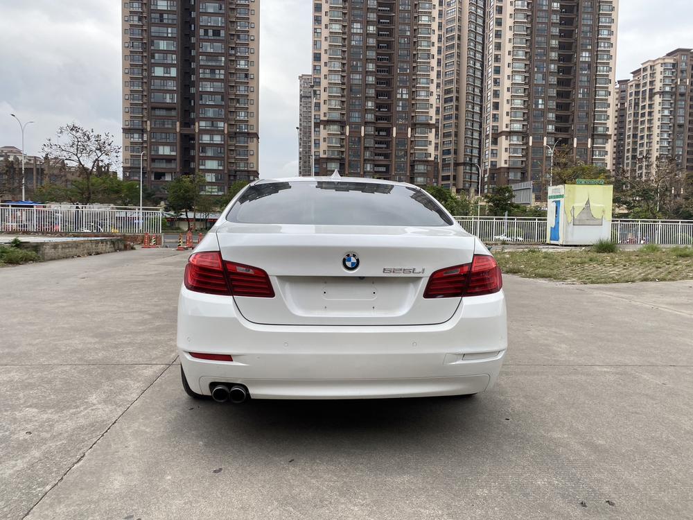 BMW BMW 5-Series