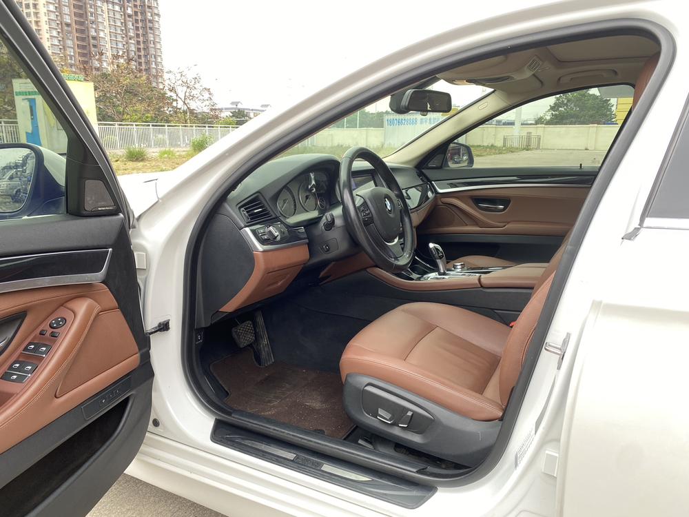 BMW BMW 5-Series