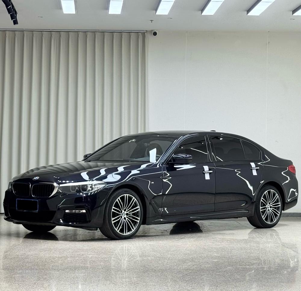 BMW BMW 5-Series