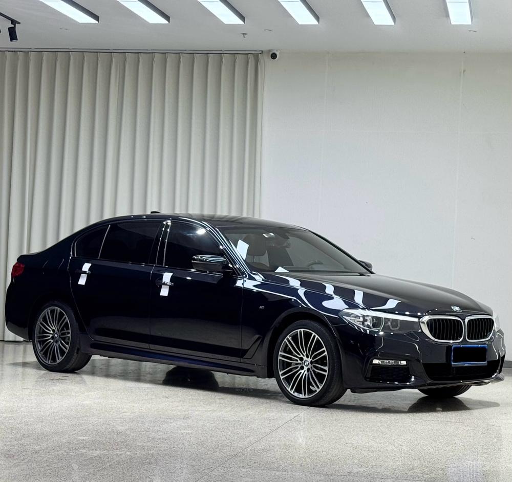 BMW BMW 5-Series